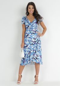 Born2be - Niebieska Sukienka Kopertowa z Falbanką Malva. Kolor: niebieski. Typ sukienki: kopertowe #4