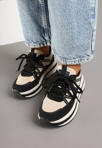 Renee - Czarno-Beżowe Sneakersy na Platformie Ozdobione Geometrycznym Motywem Tulivia. Okazja: na co dzień. Zapięcie: sznurówki. Kolor: czarny. Materiał: jeans. Wzór: geometria, aplikacja. Obcas: na platformie #4