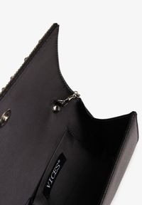Renee - Czarna Torebka Kopertówka Vicez z Łańcuszkiem Zdobiona Perełkami i Cyrkoniami Vemiluna. Kolor: czarny. Wzór: aplikacja. Materiał: zdobione. Styl: elegancki #3