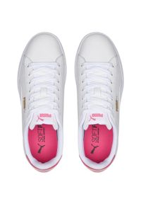 Buty do chodzenia damskie Puma Vikky Lopro. Kolor: biały. Materiał: guma, materiał, syntetyk. Model: Puma Vikky. Sport: turystyka piesza