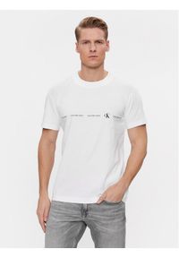 Calvin Klein Jeans T-Shirt Logo Repeat J30J324668 Biały Regular Fit. Kolor: biały. Materiał: bawełna #1