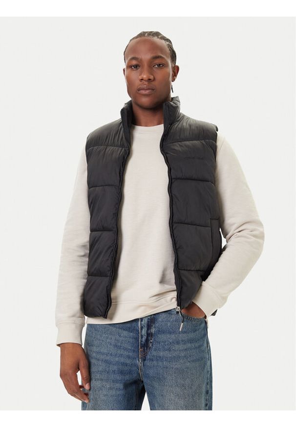Jack & Jones - Jack&Jones Kamizelka Norrebro 12282913 Czarny Regular Fit. Kolor: czarny. Materiał: syntetyk
