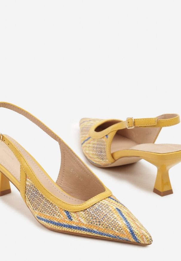 Born2be - Żółte Sandały z Plecionki na Kaczuszce z Noskiem w Szpic Kosalira. Okazja: na co dzień. Kolor: żółty. Obcas: na szpilce. Styl: casual, elegancki. Wysokość obcasa: średni