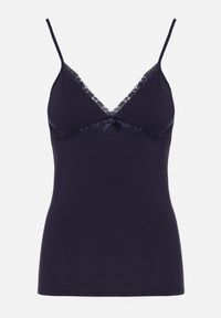Born2be - Granatowy Bawełniany Top na Ramiączkach z Regulacją Arivion. Typ kołnierza: dekolt w kształcie V. Kolor: niebieski. Materiał: bawełna. Długość rękawa: na ramiączkach. Wzór: gładki #3