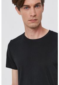 Resteröds T-shirt bawełniany (2-pack) kolor czarny gładki. Okazja: na co dzień. Kolor: czarny. Materiał: bawełna. Wzór: gładki. Styl: casual