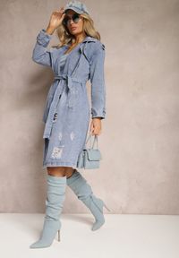 Renee - Niebieski Jeansowy Płaszcz Kurtka o Długim Wiązanym Fasonie z Przetarciami Arilessa. Kolor: niebieski. Materiał: jeans. Długość: długie #5