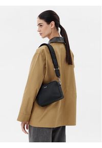 Calvin Klein Torebka Ck Must Small Camera Bag K60K613145 Czarny. Kolor: czarny. Materiał: skórzane #3