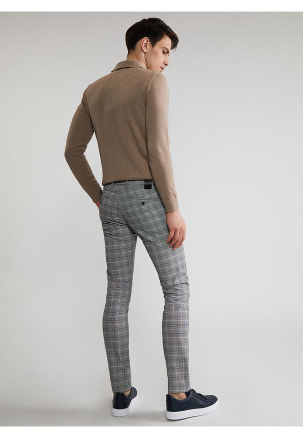 Pako Lorente - Spodnie męskie w kratę P22SF-WX-005-S-0. Materiał: poliester, elastan, wiskoza. Długość: długie