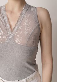 Born2be - Ciemnoszary Bawełniany Top Bieliźniany z Siateczkową Górą z Koronką Bervisa. Kolor: szary. Materiał: bawełna, koronka. Wzór: koronka #6