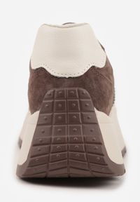 Born2be - Brązowe Skórzane Sneakersy na Grubej Podeszwie Cezelina. Okazja: na co dzień. Kolor: brązowy. Materiał: skóra #8