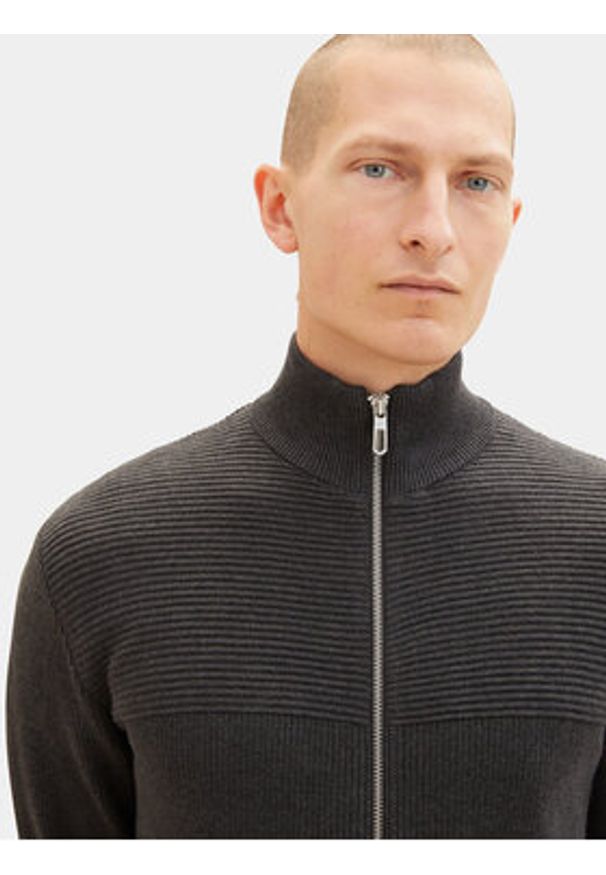 Tom Tailor Sweter 1038317 Szary Regular Fit. Kolor: szary. Materiał: bawełna