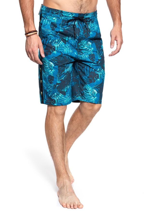 Mustang - SPODENKI MUSTANG Palm Beach Shorts 1009628 11724. Okazja: na plażę. Wzór: kwiaty