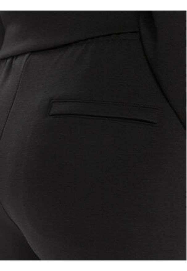 Lacoste Spodnie dresowe XF0343 Czarny Regular Fit. Kolor: czarny. Materiał: bawełna