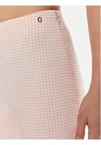 Guess Spodnie materiałowe Ornella W4GB18 WG492 Różowy Regular Fit. Kolor: różowy. Materiał: syntetyk