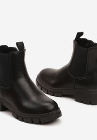 Born2be - Czarne Ocieplane Botki Sztyblety z Elastyczną Wstawką Venadira. Okazja: na co dzień. Nosek buta: okrągły. Kolor: czarny. Materiał: jeans. Sezon: zima, jesień. Styl: klasyczny, casual, elegancki #3