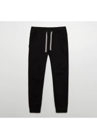 Cropp - Spodnie typu jogger - Czarny. Kolor: czarny. Materiał: bawełna, tkanina #1