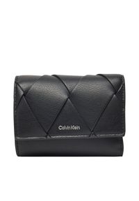 Calvin Klein Portfel damski Ck Woven Small Trifold K60K612953 Czarny. Kolor: czarny. Materiał: skóra