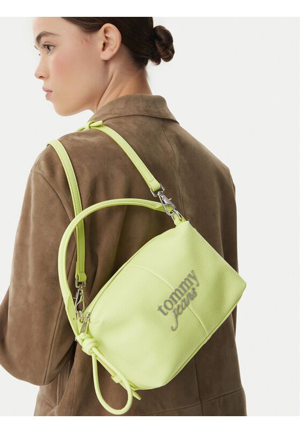 Tommy Jeans Torebka Metal Logo Crossbody Camera Bag AW0AW18470 Zielony. Kolor: zielony. Materiał: skórzane