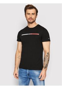Tommy Jeans T-Shirt Essential Flag DM0DM13509 Czarny Regular Fit. Kolor: czarny. Materiał: bawełna #1