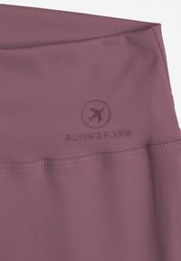 Born2be - Fioletowe Legginsy w Stylu Basic z Wyszczuplającym Pasem Samertes. Okazja: na co dzień, na spacer, do pracy. Stan: podwyższony. Kolor: fioletowy. Długość: krótkie. Styl: casual #4