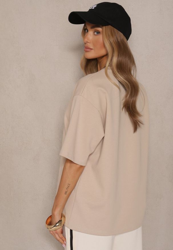 Renee - Jasnobeżowy Basicowy T-shirt z Bawełną Meronissea. Okazja: na co dzień. Kolor: beżowy. Materiał: bawełna. Styl: klasyczny, casual