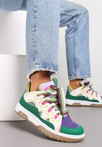 Renee - Zielone Sneakersy Ozdobione Brokatem z Oryginalnym Sznurowaniem Patricie. Kolor: zielony. Wzór: aplikacja