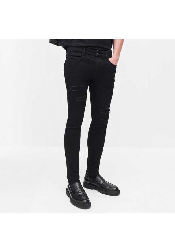 Reserved - Spodnie jeansowe skinny - Czarny. Kolor: czarny. Materiał: jeans