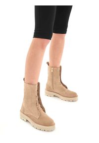 Kazar - Beżowe trzewiki damskie. Kolor: beżowy. Materiał: zamsz. Szerokość cholewki: normalna #7