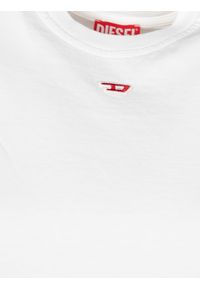 Diesel T-shirt "T-Reg" | A07239-0AJAX | Kobieta | Biały. Okazja: na co dzień. Kolor: biały. Materiał: bawełna. Wzór: aplikacja. Sezon: lato. Styl: klasyczny, elegancki, casual