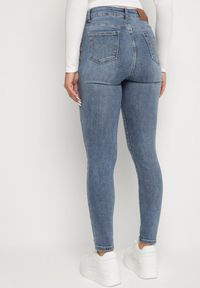Born2be - Niebieskie Jeansy o Kroju Skinny z Wysokim Stanem Solarie. Okazja: na co dzień. Stan: podwyższony. Kolor: niebieski. Styl: sportowy, casual #4