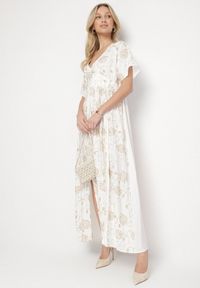 Born2be - Biała Wiskozowa Sukienka z Metaliczną Nicią i Haftem Nelvesia. Okazja: na co dzień. Kolor: biały. Materiał: wiskoza. Wzór: haft. Sezon: wiosna. Styl: klasyczny, casual, elegancki #3