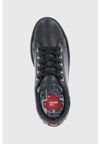Love Moschino Buty skórzane kolor czarny na platformie. Nosek buta: okrągły. Zapięcie: sznurówki. Kolor: czarny. Materiał: skóra. Obcas: na platformie #5