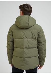 Lee - LEE PUFFER JACKET MĘSKA KURTKA ZIMOWA Z KAPTUREM CIEPŁA OLIVE GROVE L87NNYA61. Typ kołnierza: kaptur. Sezon: zima #6