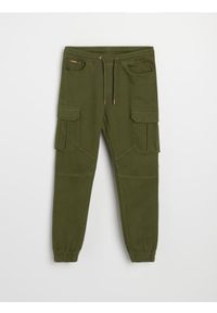 Sinsay - Jeansy regular jogger cargo - zielony. Kolor: zielony