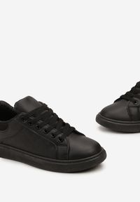 Renee - Czarne Sznurowane Sneakersy Vilimea. Kolor: czarny