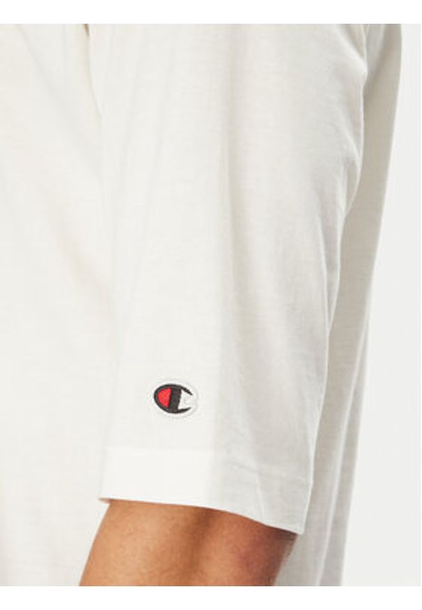 Champion T-Shirt 117537 Écru Loose Fit. Materiał: bawełna