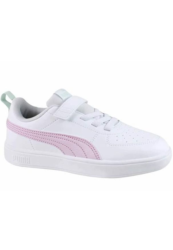 Buty do chodzenia dla dzieci Puma Rickie Ac Ps. Kolor: biały. Materiał: materiał, syntetyk. Szerokość cholewki: normalna. Sport: turystyka piesza