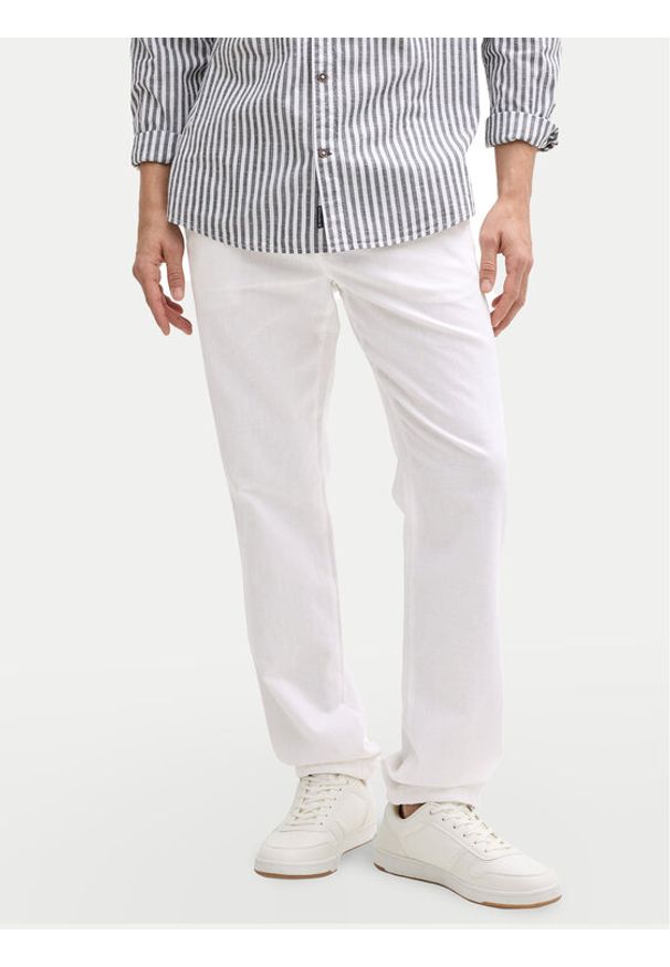 Tom Tailor Spodnie materiałowe 1044716 Biały Regular Fit. Kolor: biały. Materiał: bawełna