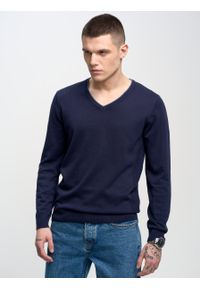 Big-Star - Sweter męski granatowy Vason 403. Typ kołnierza: dekolt w kształcie V. Kolor: niebieski. Materiał: jeans, dzianina, materiał. Styl: klasyczny, sportowy #8