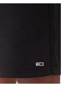 Tommy Jeans Szorty sportowe Flag Beach DM0DM21931 Czarny Regular Fit. Kolor: czarny. Materiał: bawełna. Styl: sportowy #6