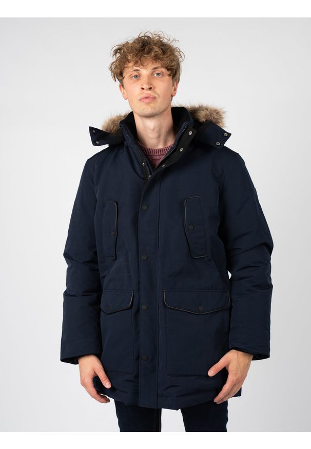 Guess Kurtka | M1BL23WE6Z2 | Mężczyzna | Granatowy. Okazja: na co dzień. Kolor: niebieski. Materiał: poliester. Wzór: aplikacja. Styl: casual
