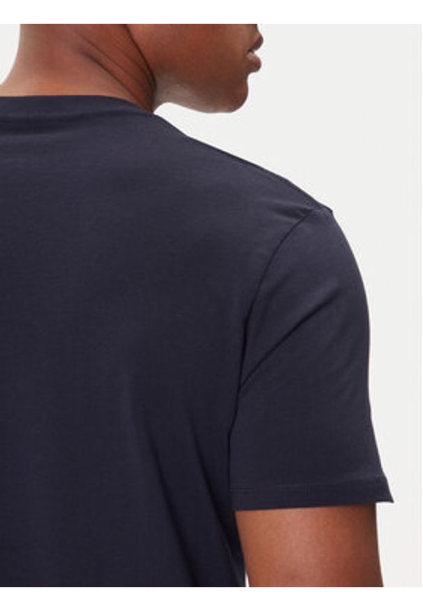 Guess T-Shirt M5BI72 I3Z14 Niebieski Slim Fit. Kolor: niebieski. Materiał: bawełna