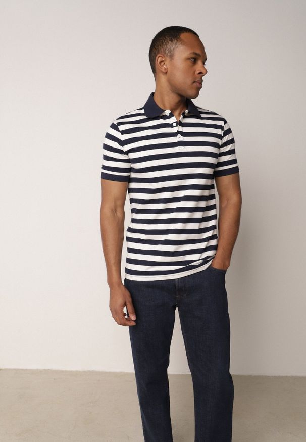 Born2be - Granatowa Koszulka Polo z Bawełny w Poziome Paski Germus. Okazja: na co dzień. Typ kołnierza: polo. Kolor: niebieski. Materiał: bawełna. Wzór: paski. Styl: casual