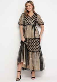 Born2be - Beżowo-Czarna Tiulowa Sukienka Maxi z Paskiem Falbankami i Bufiastymi Rękawami Zelari. Typ kołnierza: kołnierz z falbankami. Kolor: beżowy. Materiał: tiul. Długość: maxi #4