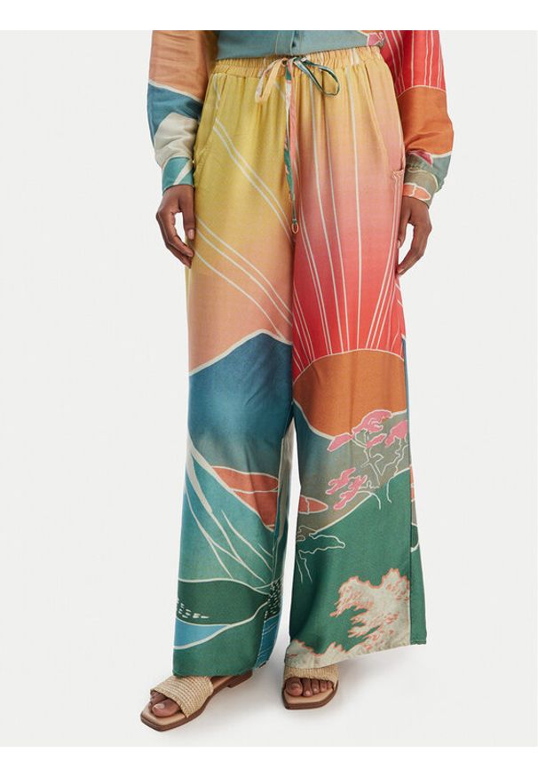 Maaji Spodnie materiałowe Sakura Scenery Ophelia PT1836CPA007 Żółty Relaxed Fit. Kolor: żółty. Materiał: wiskoza