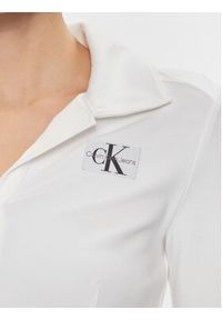 Calvin Klein Jeans Bluzka Polo Collar Milano Regular Top J20J222556 Biały Regular Fit. Typ kołnierza: polo. Kolor: biały. Materiał: syntetyk, wiskoza #2