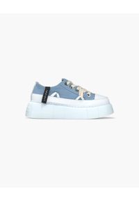 Inuikii - INUIKII MATILDA CANVAS LOW Sneakersy damskie. Okazja: na co dzień. Kolor: niebieski. Materiał: guma, jeans, bawełna, materiał. Szerokość cholewki: normalna