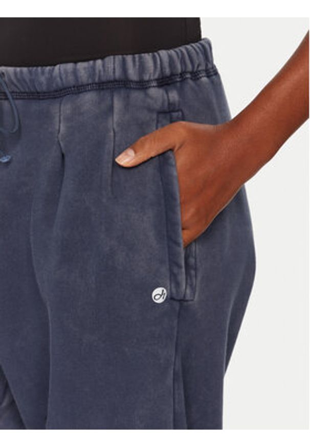 Deha Spodnie dresowe C12165 Granatowy Loose Fit. Kolor: niebieski. Materiał: bawełna