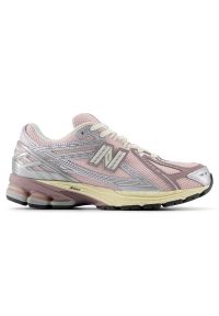 Buty unisex New Balance U1906RNF – różowe. Kolor: różowy. Materiał: guma, materiał, syntetyk. Szerokość cholewki: normalna. Sport: turystyka piesza
