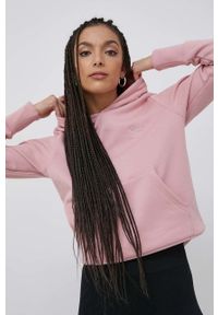 adidas Originals bluza bawełniana Trefoil Moments damska kolor różowy z kapturem z aplikacją. Typ kołnierza: kaptur. Kolor: różowy. Materiał: bawełna. Długość rękawa: długi rękaw. Długość: długie. Wzór: aplikacja